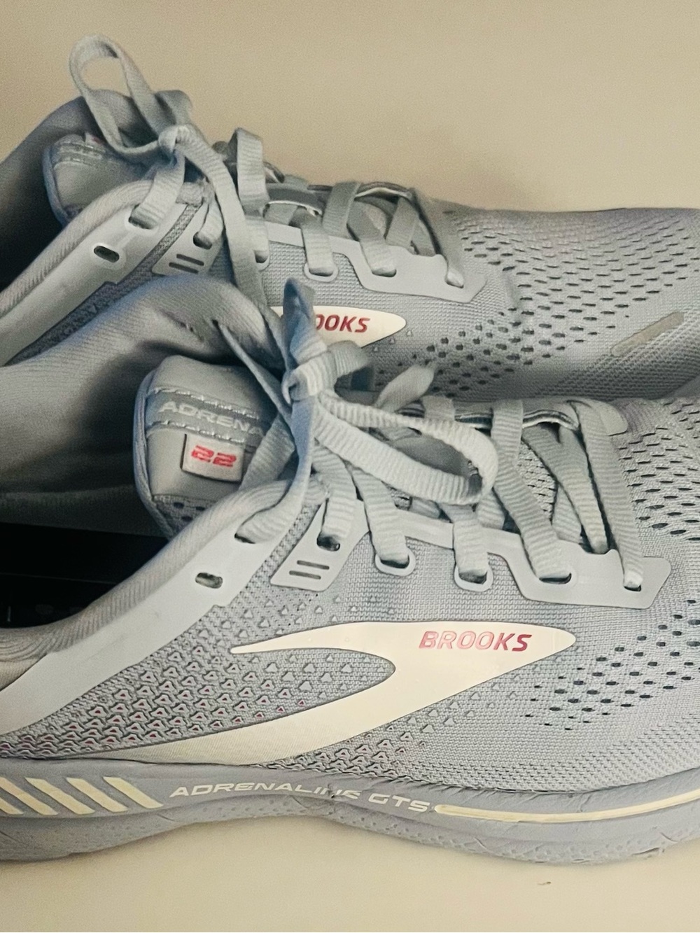 Brooks Adrenaline GTS Running Shoes - Pale Blue